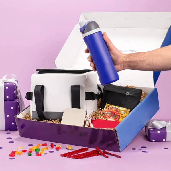 Custom Merchandise Boxes